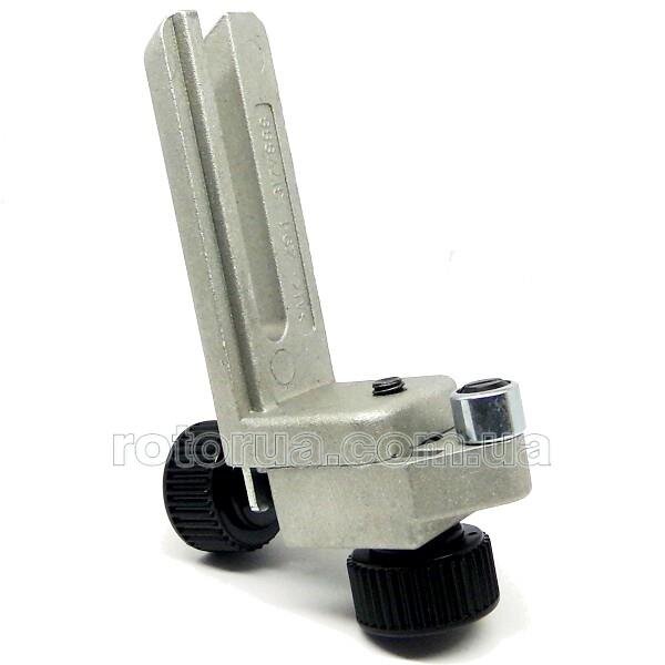 Напрямна опорної плити фрезера Makita 3709, 3710, RT0700C — rotorua.com.ua