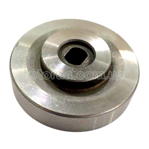 Чашка сцепления цепной пилы Makita DUC303, DUC353, DUC355 фото 1 &mdash; rotorua.com.ua