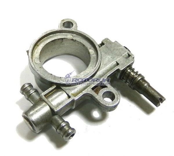 Маслонасос бензопили 3800 — rotorua.com.ua